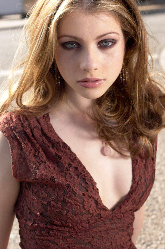 Michelle Trachtenberg picture