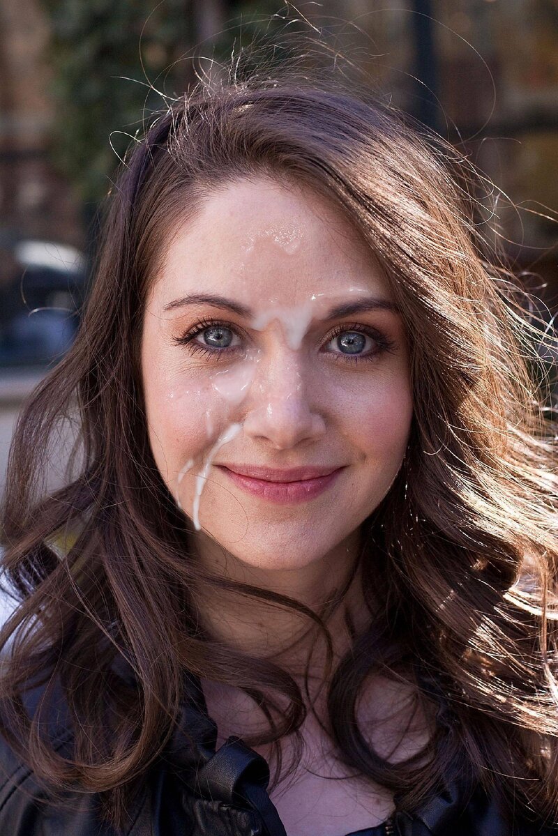 alison brie Cum 1 picture