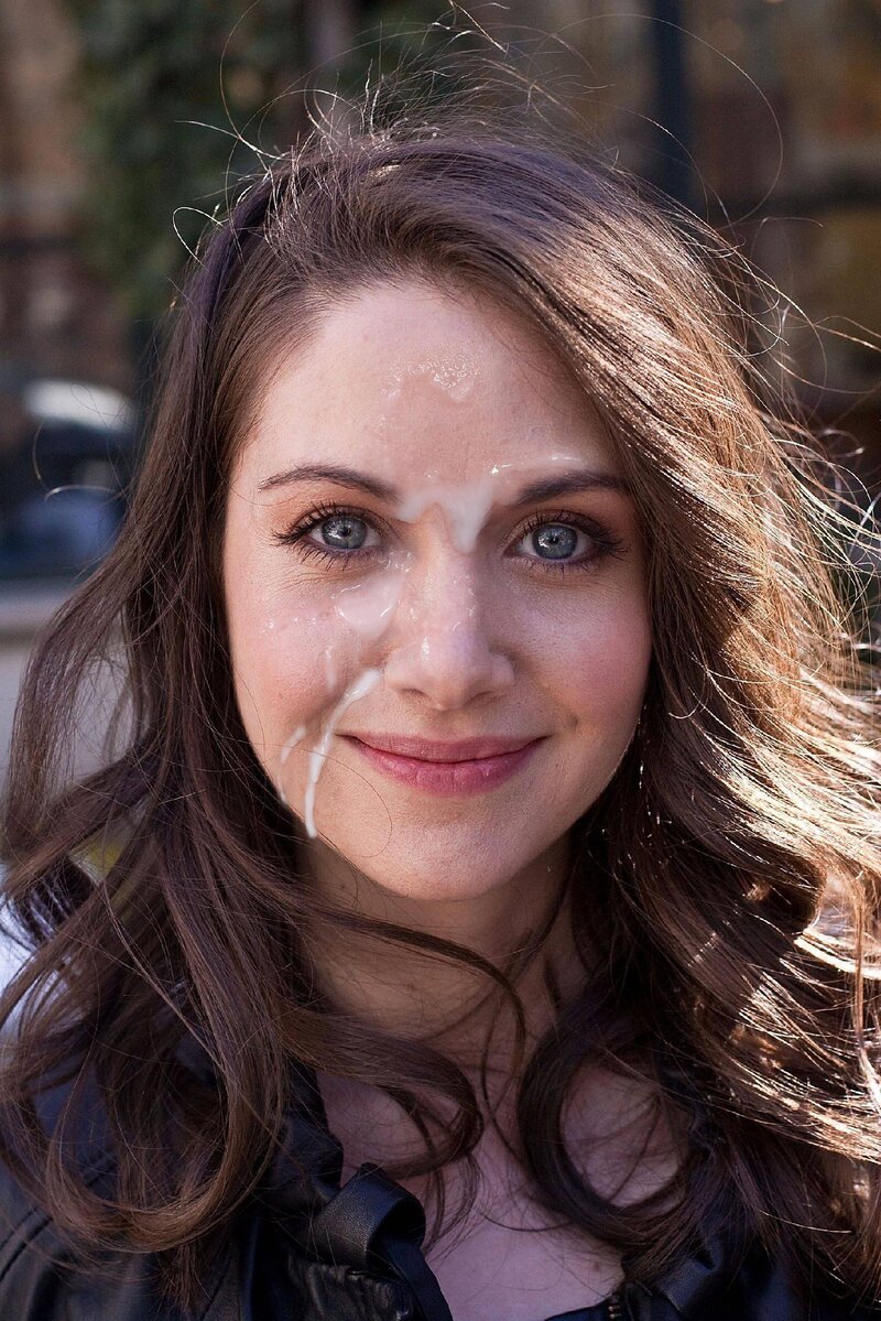 Alison Brie cum 1 picture