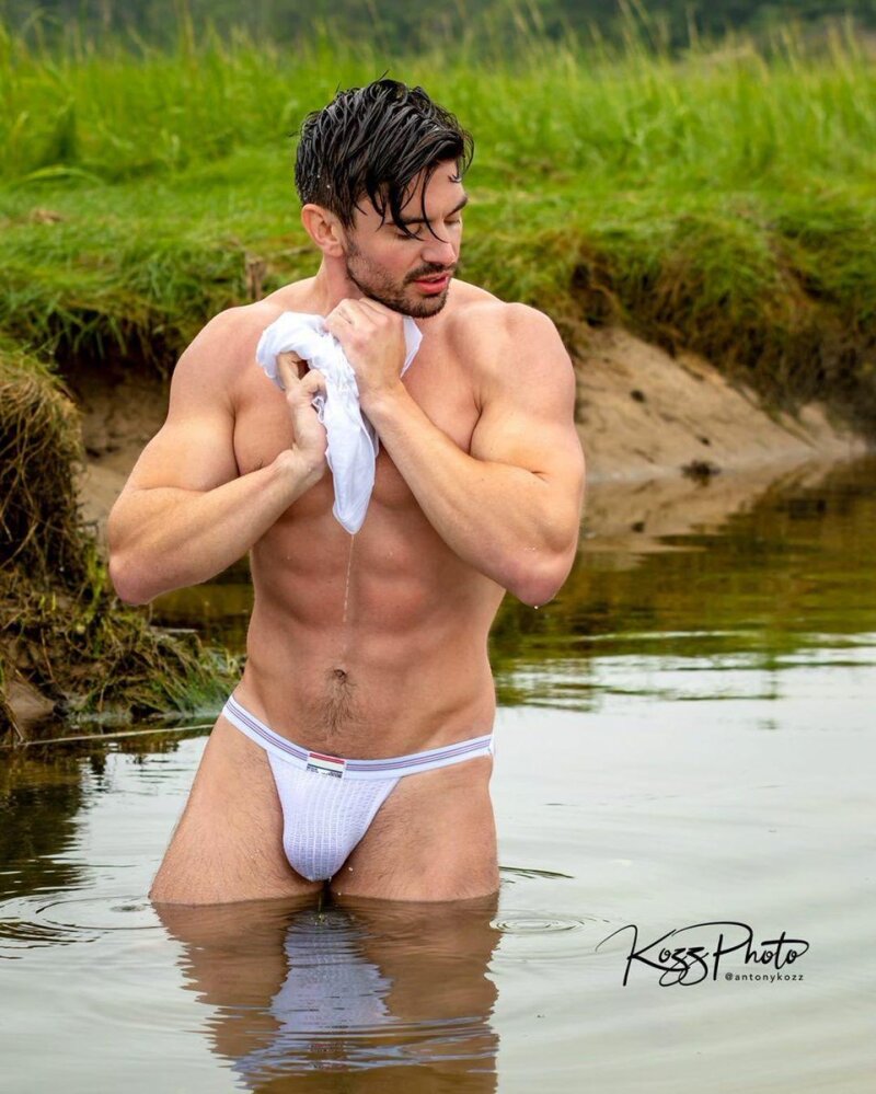 Steve Grand picture