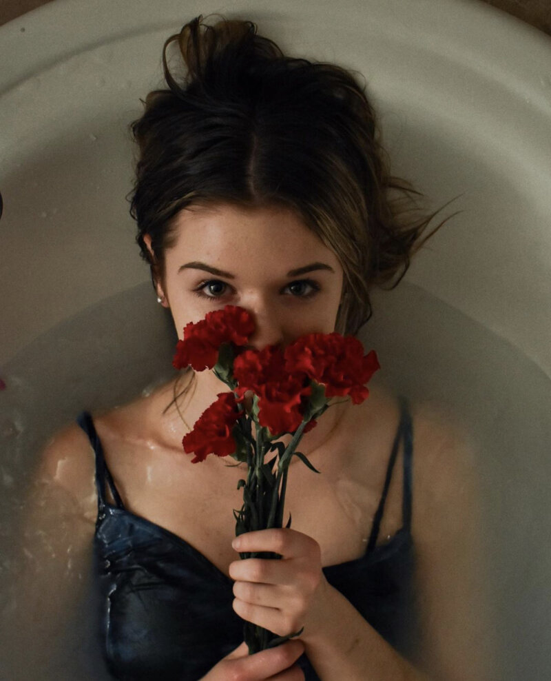 Karımın arkadaşı bana bunu gönderdi ........ şimdi onunla yüzleşmek istiyorum picture