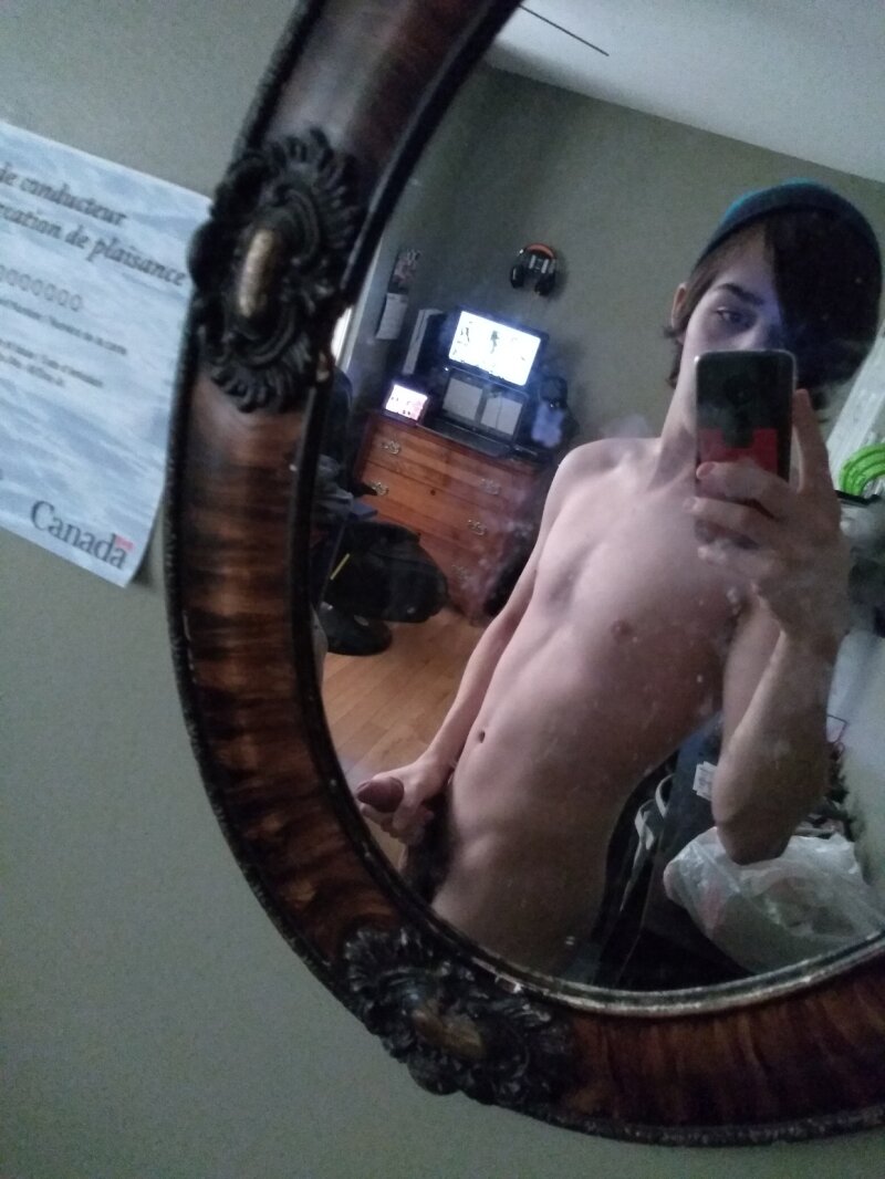 我张贴自己的裸体照片，因为我爱我的身体，想与某人相处 picture