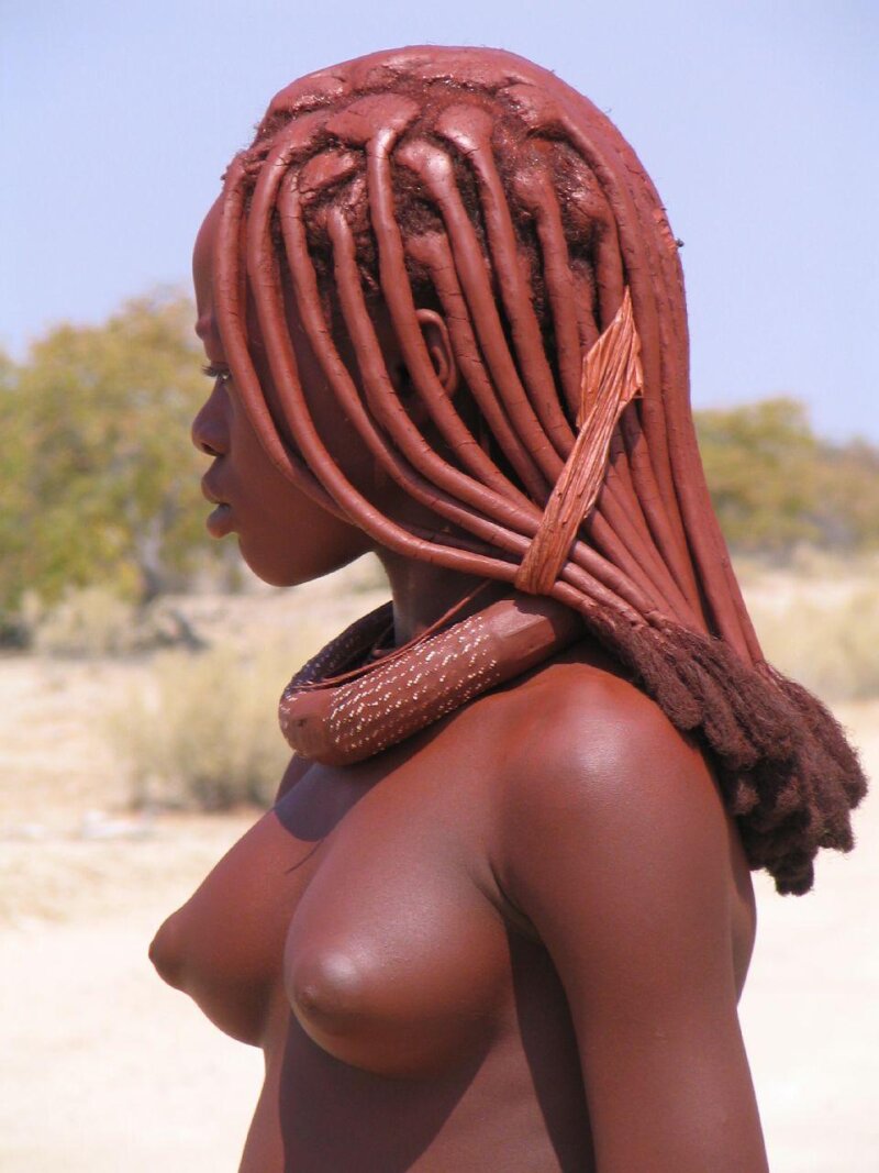 アフリカの部族ひんば族の女性 picture