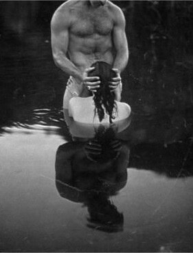 この信じられないほどの写真でセクシーな浅黒い肌 picture