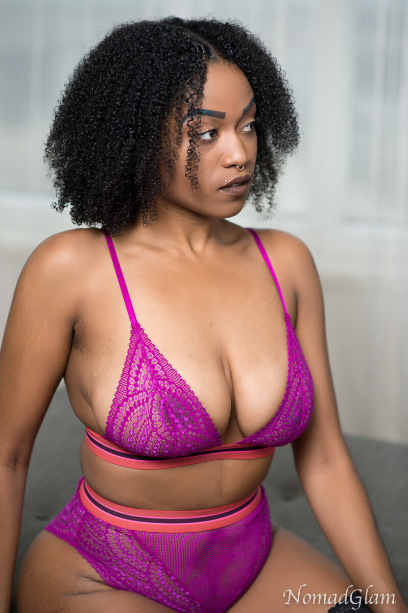 Amateur Big Tit Ebony Caribbean Koco picture