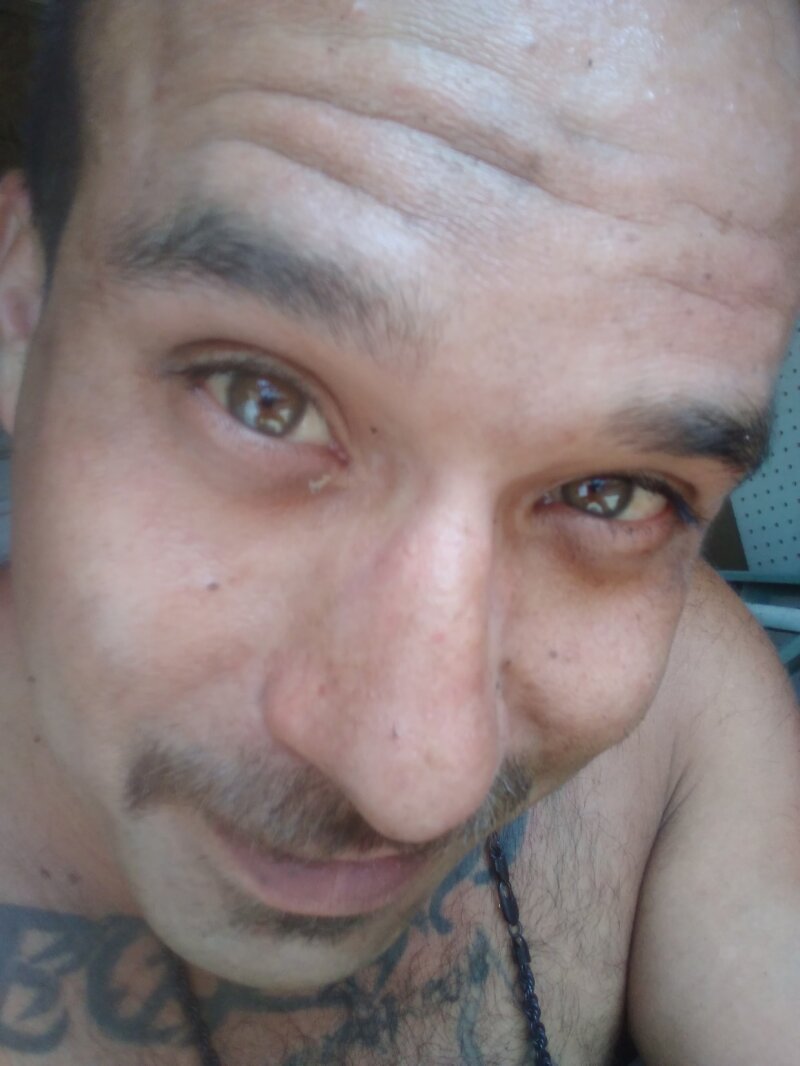 재미를 찾는 섹시한 여성 picture