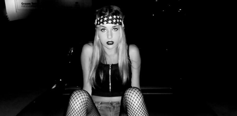 Emo / Gotik Genç picture