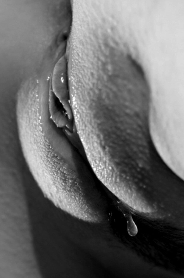 Dripping pussy. picture