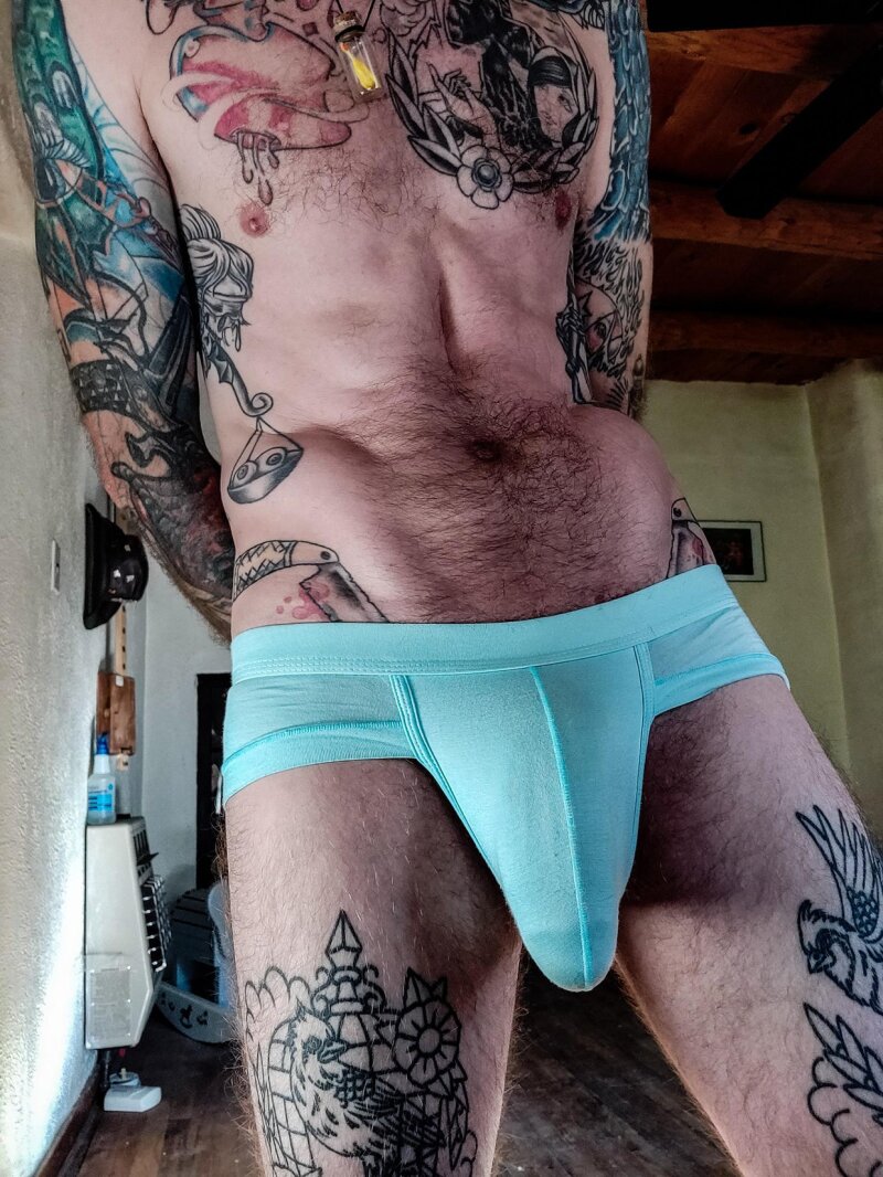 Cocks and Bulges for your pleasure. picture