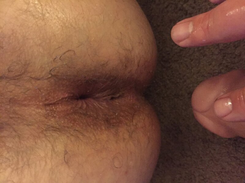 그녀는 그의 전리품을 못 박는 것을 좋아합니다 picture