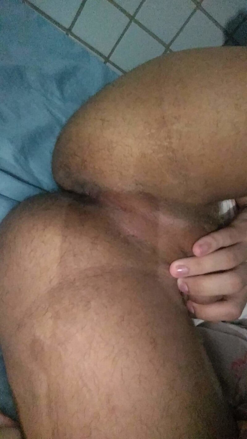 よく見えるように足を開いた picture