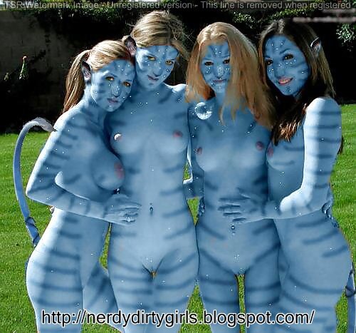 4 Sexy Naked Na'vi Girls picture