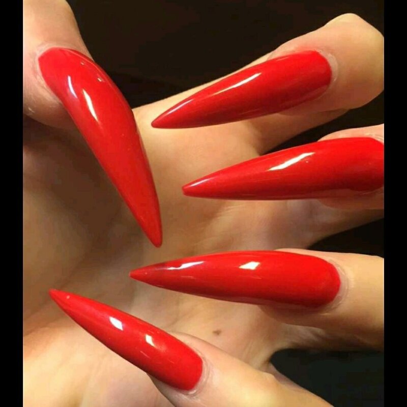 Red nails picture