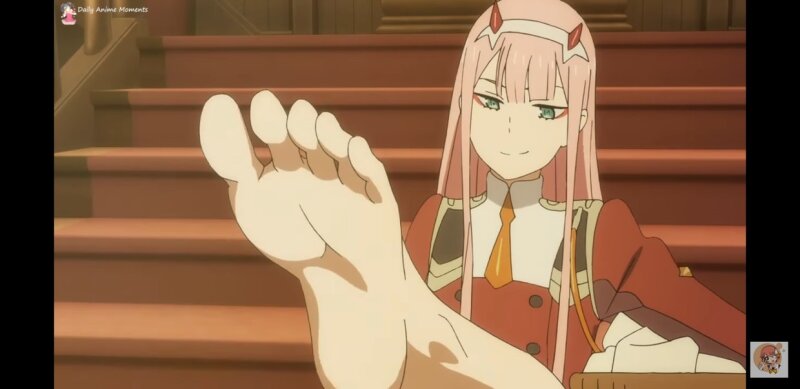 Sexy feet in Darling in the FRANXX picture