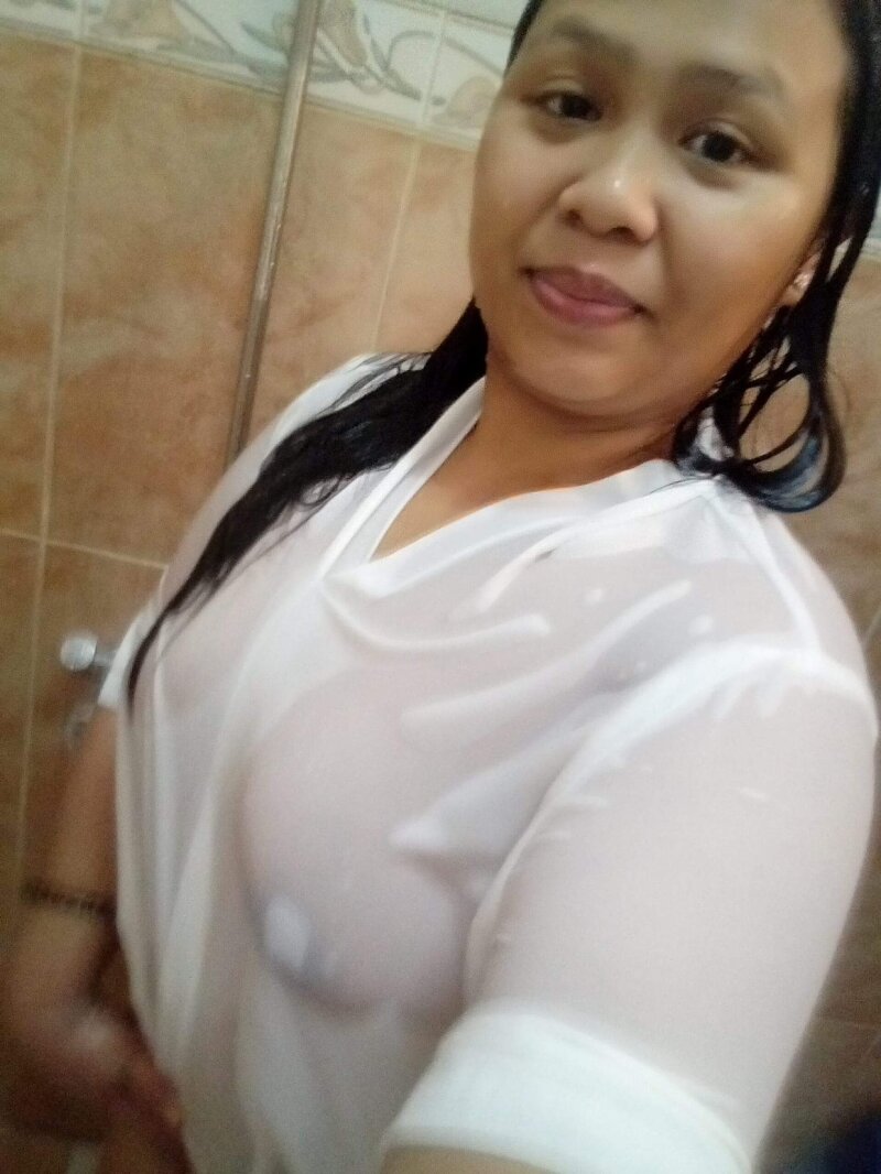 bibig boobs with black nipples picture