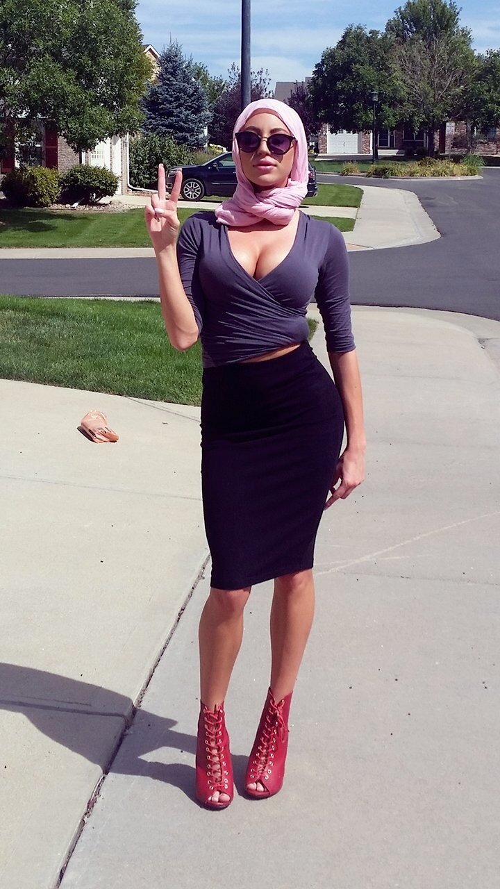 アラブのヒジャーブおっぱい picture