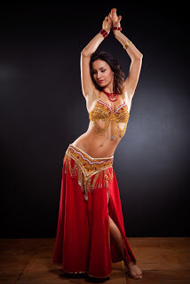 belly dancer in harem pants picture