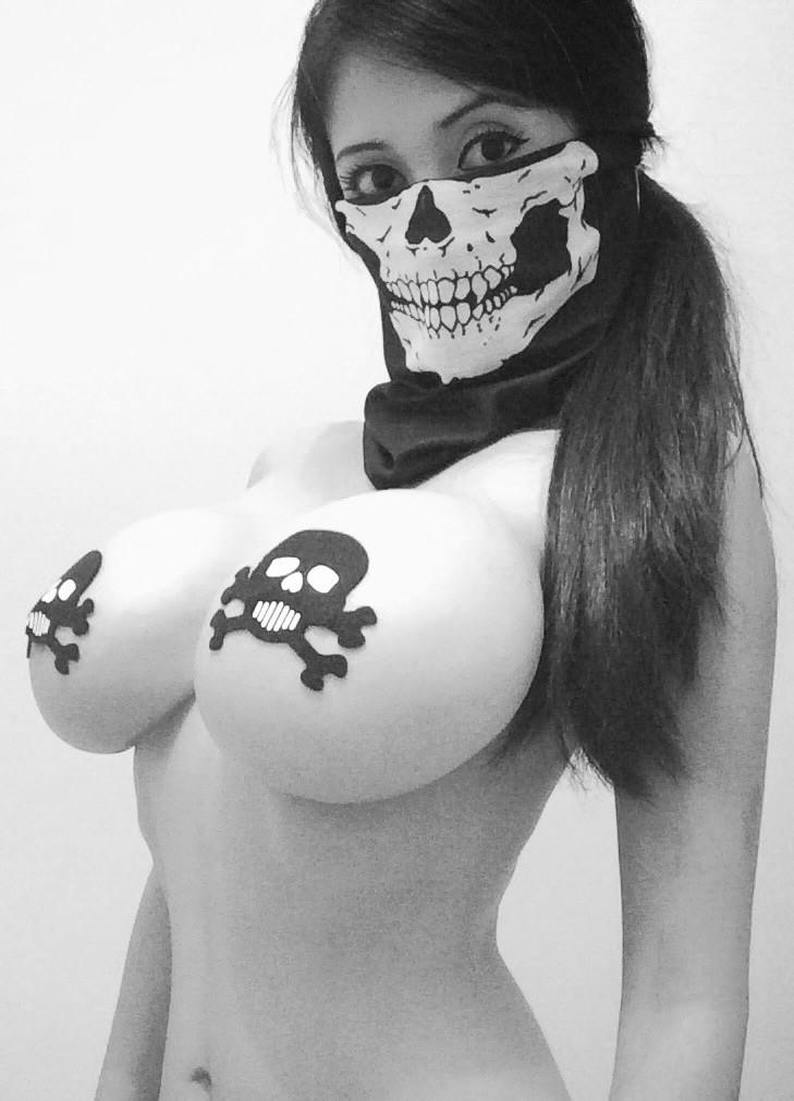 Dia de la Muerta costume for bimbos and sluts. picture