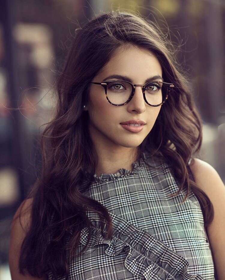 beauty in glasses picture