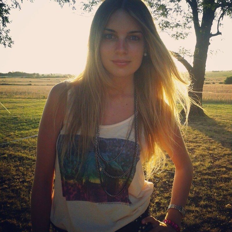 Sevimli sarışın picture