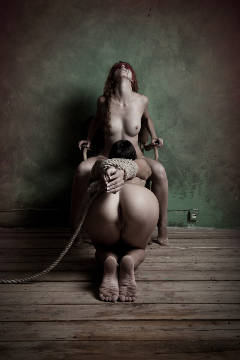 Bound submissive pleasures her blindfolded mistress picture