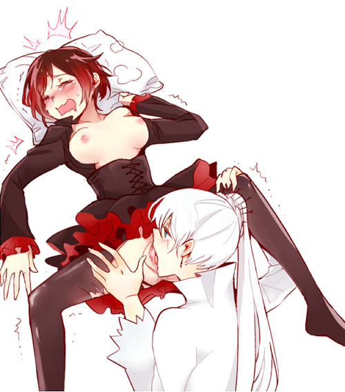 Weiss devours Ruby’s pussy picture