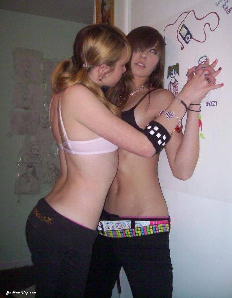 Lesbian Babes picture