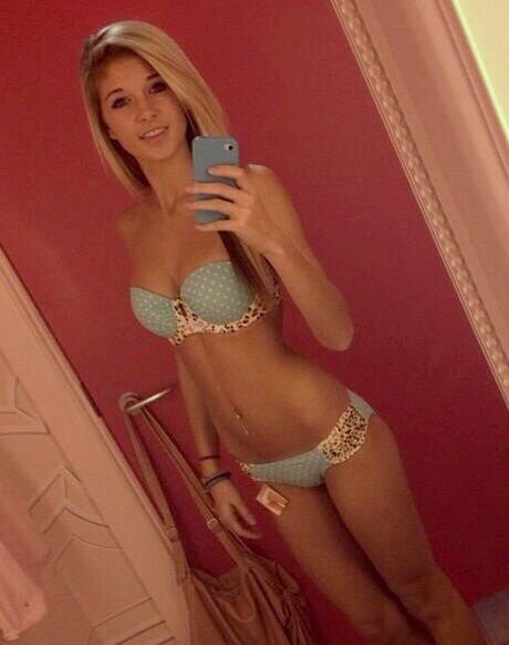 Blonde teen selfie picture