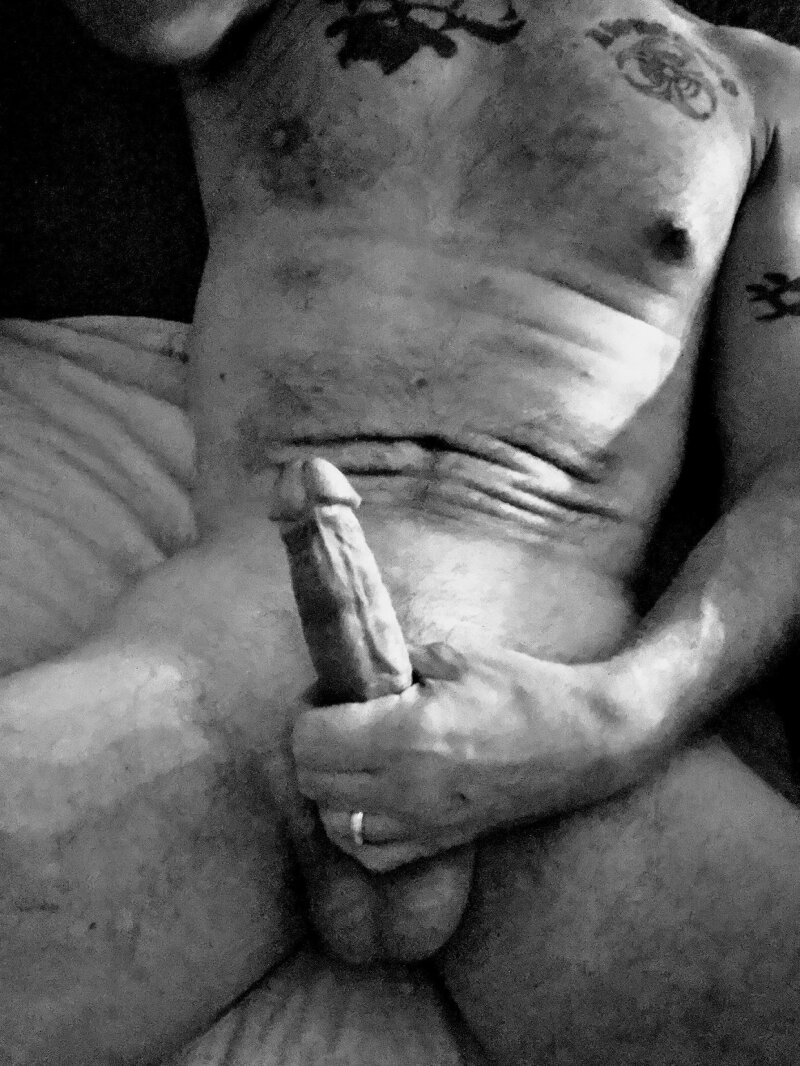 Some b&w for this evening....hard and ready to stroke. Wife's in bed and I need to explode. picture