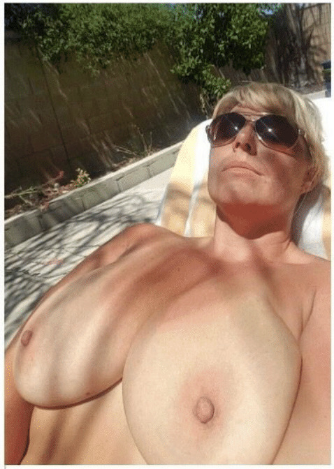 Grandma Accidentally Posts Nude on Facebook picture