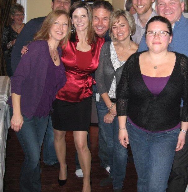 당신이 가장 크고, 가장 강하고, 당신의 가슴이 다른 모든 여성들을 합친 것보다 더 클 때 자신감을 표현하는 것은 쉽습니다! picture