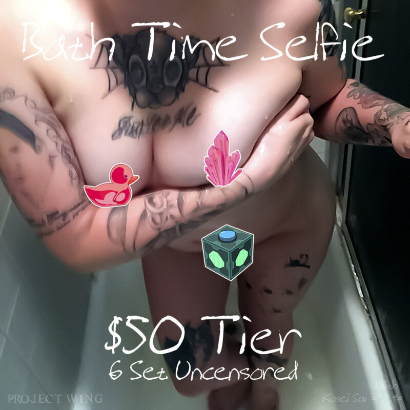 Lilith Banyo Zamanı Selfie picture