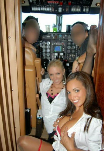 Stewardess - Azafata Sexy picture