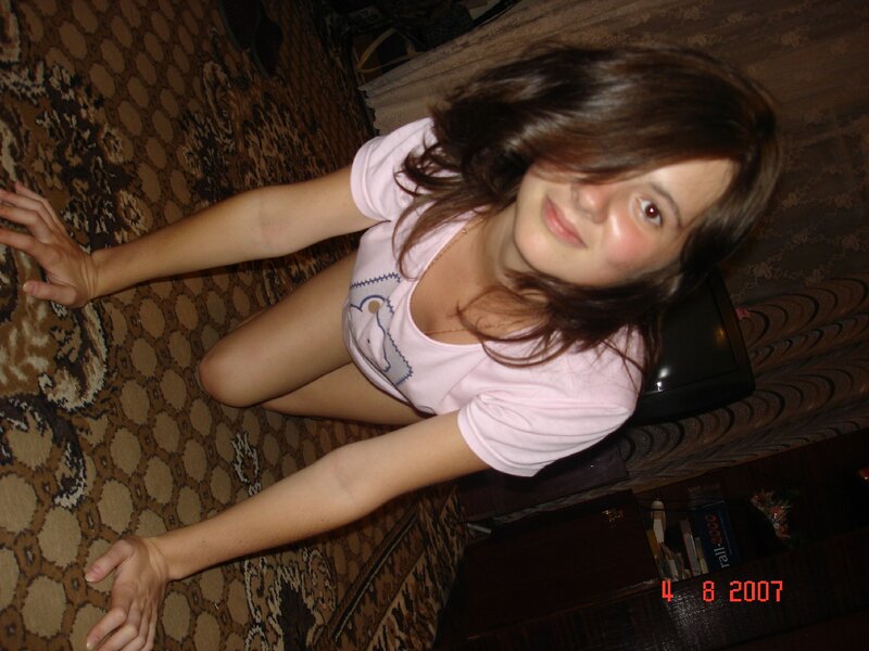 Genç ve masum 18+ picture