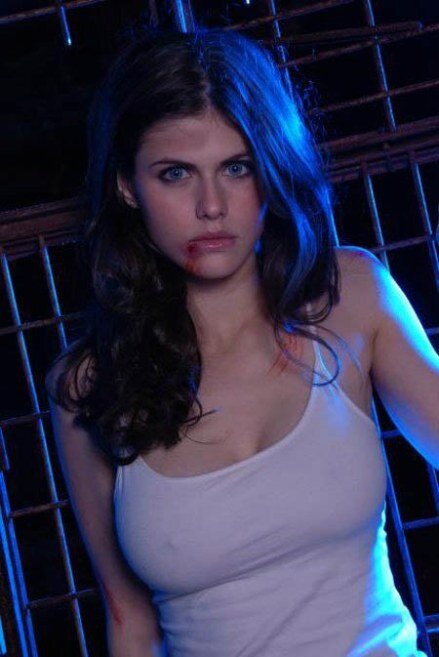 Alexandra Daddario picture