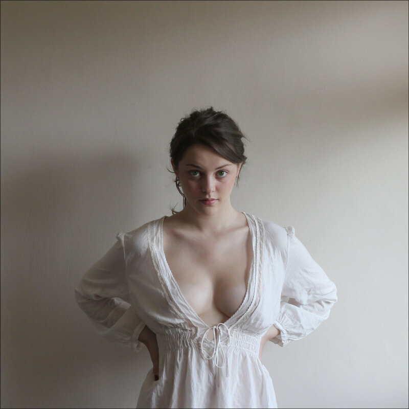 Imogen - open shirt picture