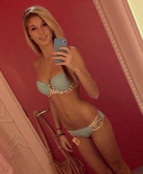 Blonde teen selfie picture