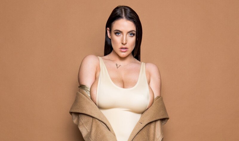 Angela White posing picture