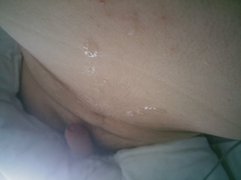 Hands free orgasm all over my belly picture