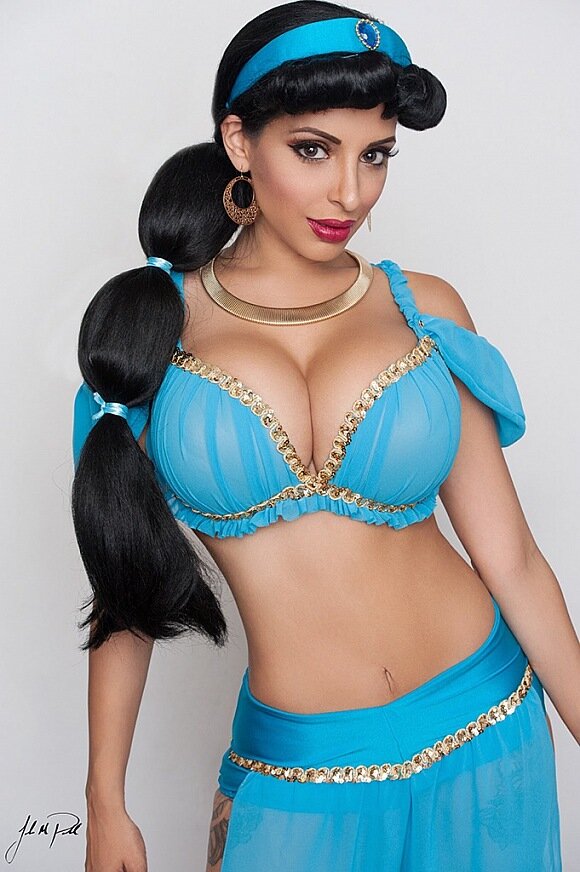 sexy cosplay jasmine picture