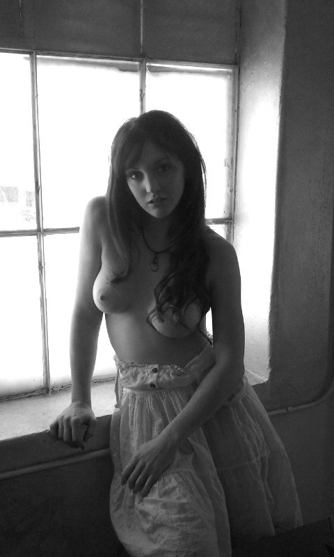 Veronica Siyah ve Withe picture