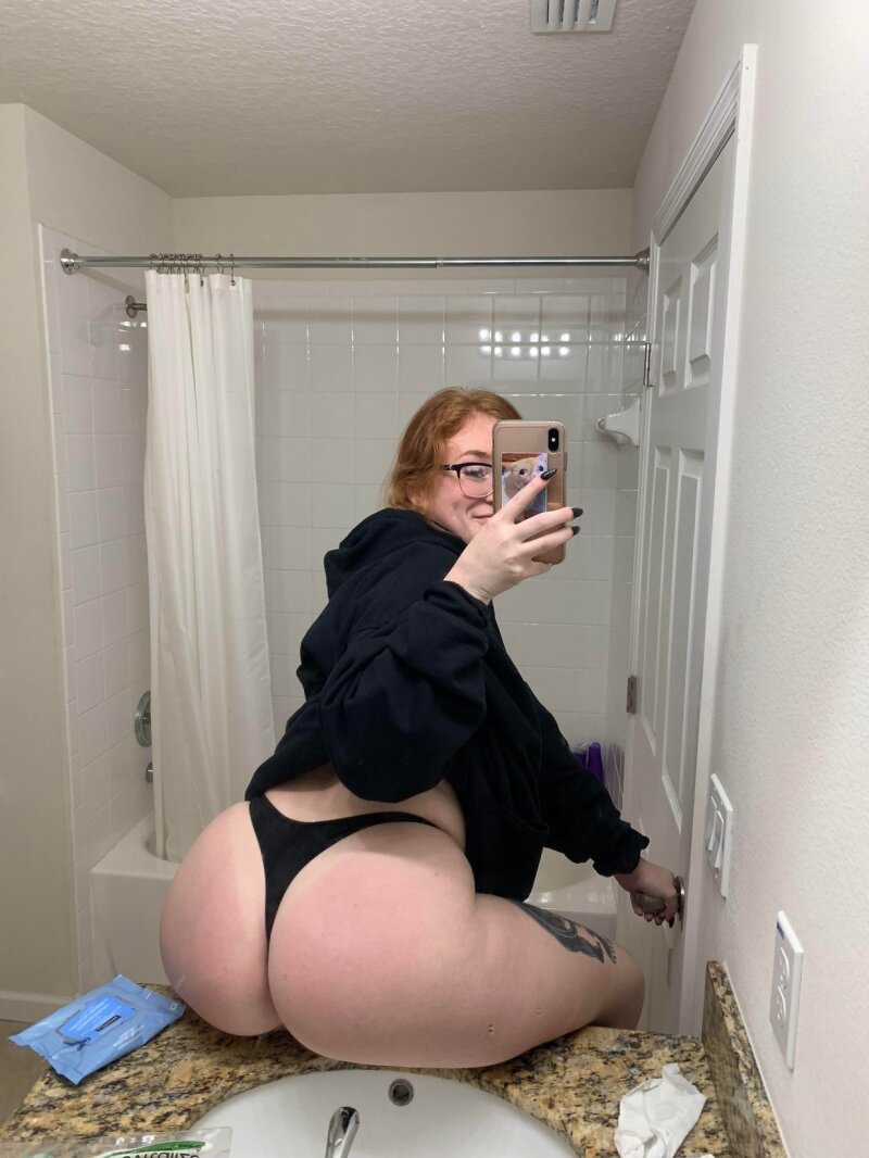 Thong mirror selfie picture