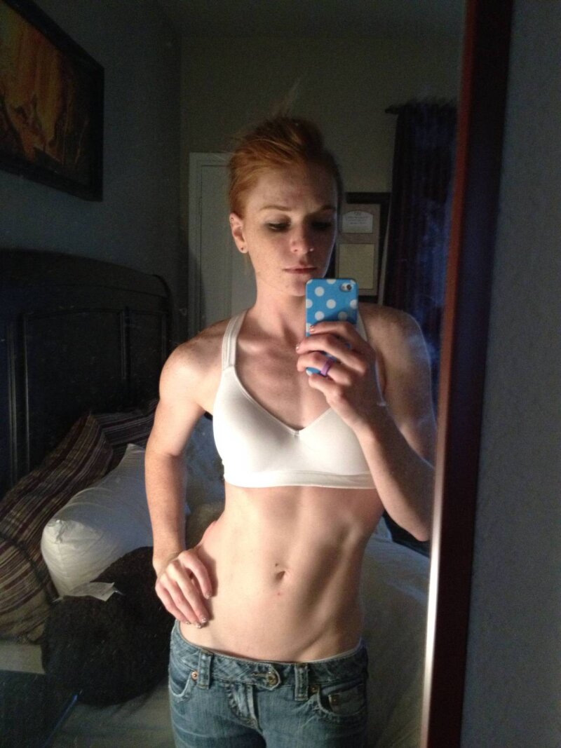 Lovely athletic body in this incredible beginners selfshot pic picture
