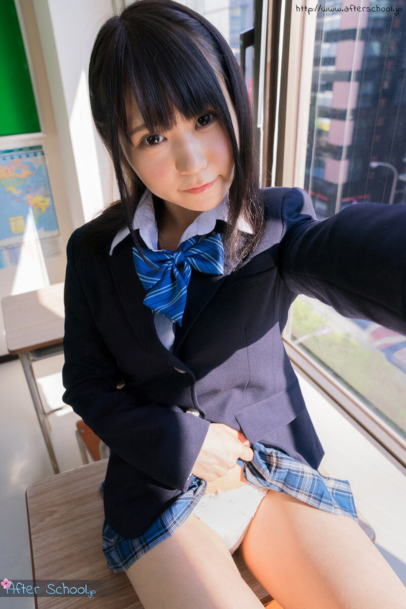 Nozomi Momoki も も き 希 picture