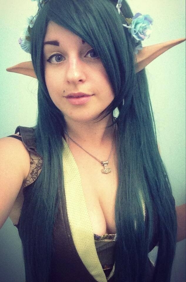 Ever blown your load on an Elf slut? picture