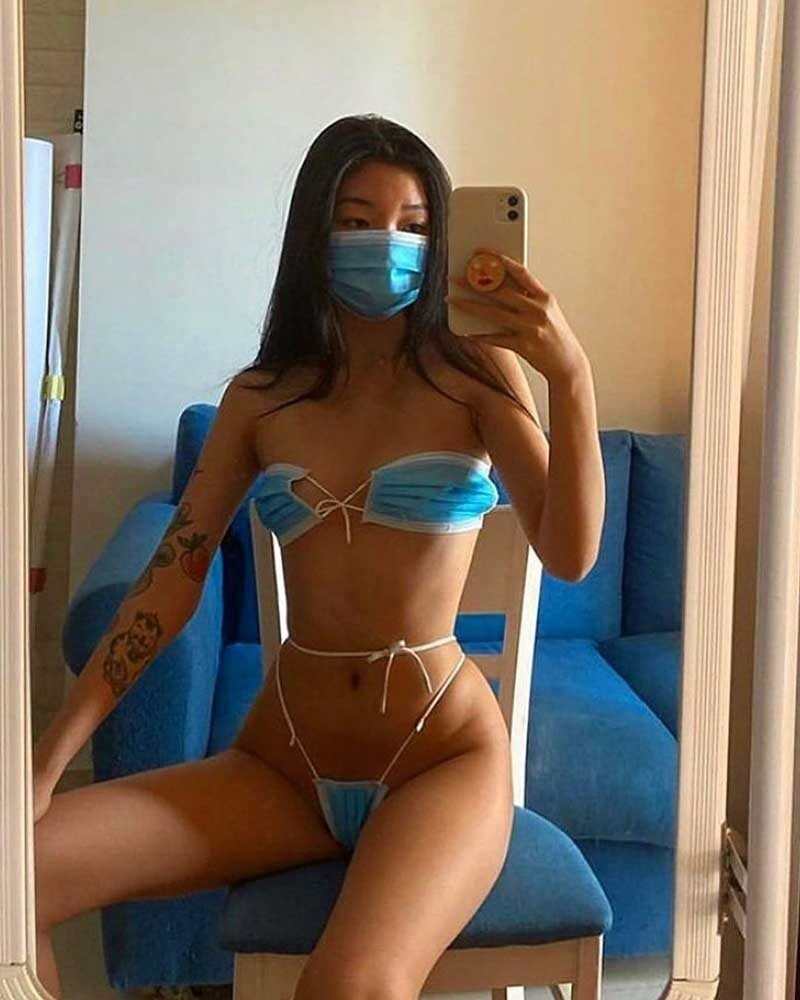 Wearing a mask is sexy! picture