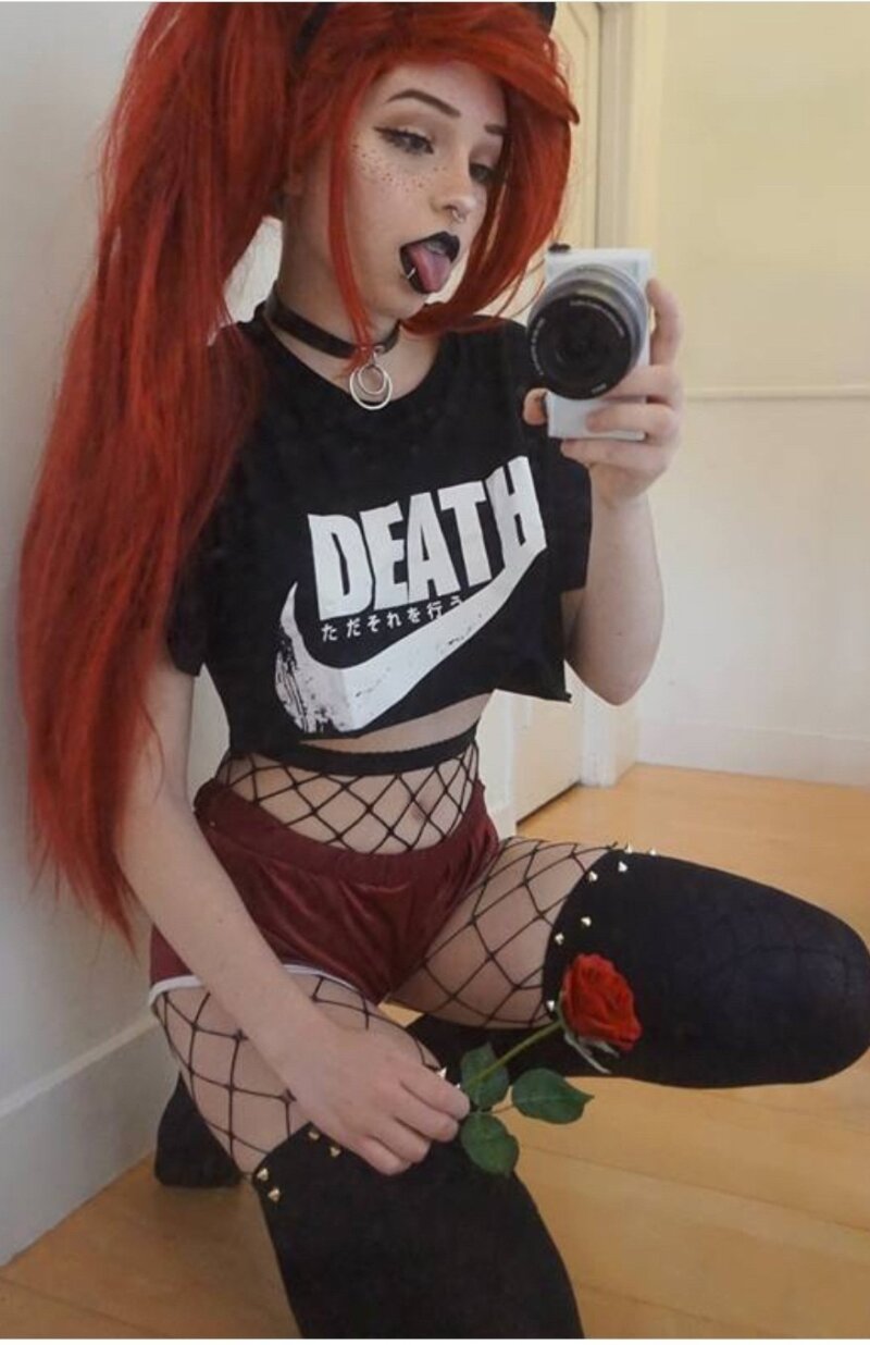 Belle Delphine picture