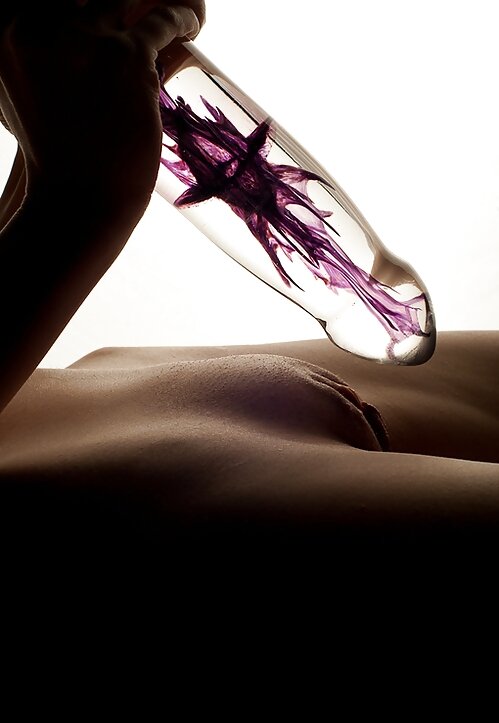 wyldesex: .neon sperm makinesi. picture