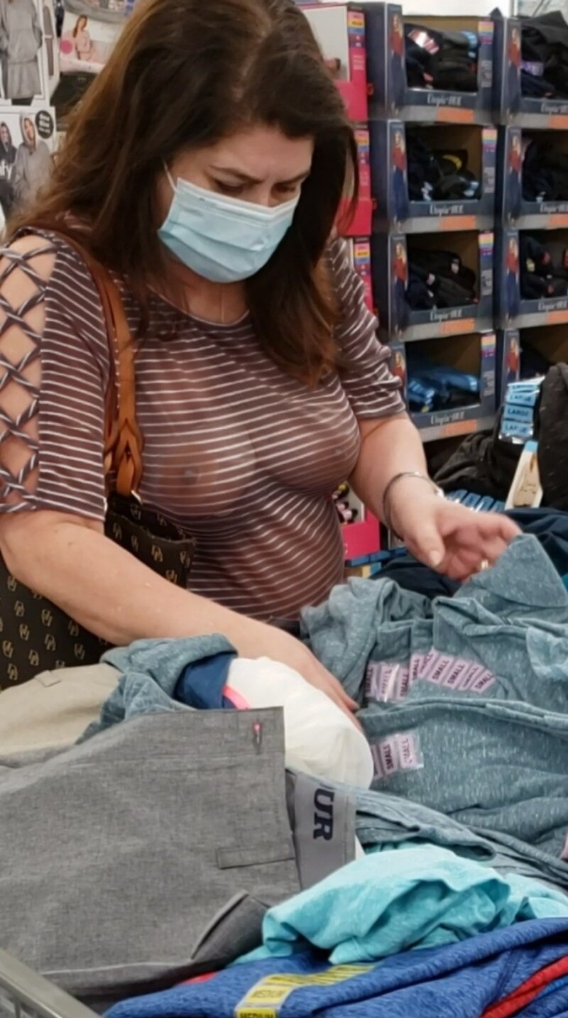 Out shopping with no bra picture