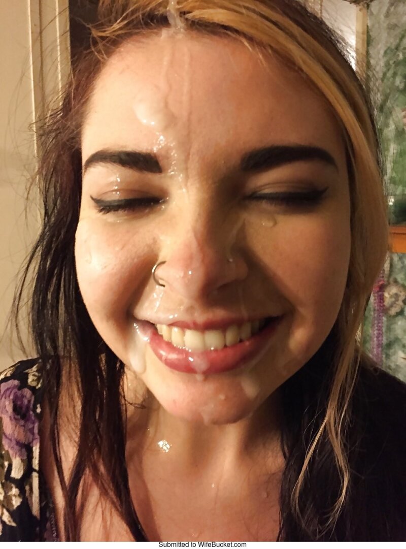 Sexy Cum Facial picture